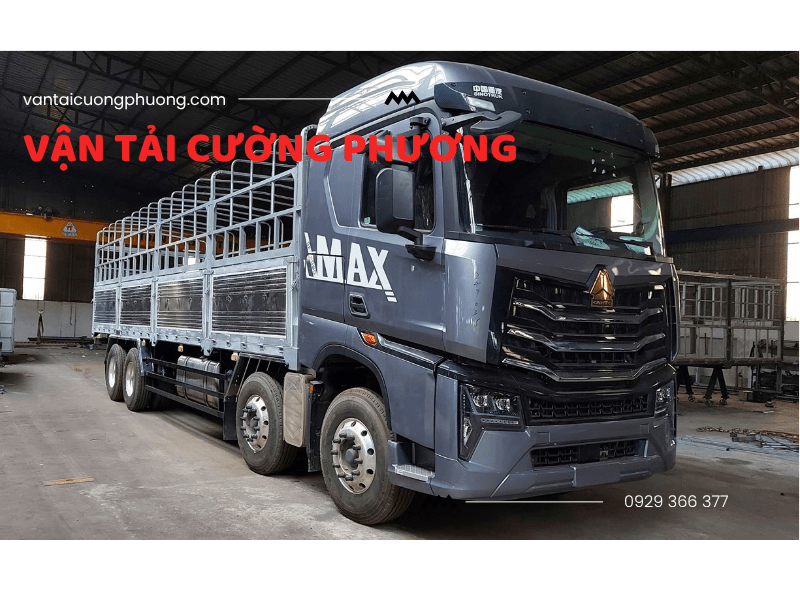 xe tải chở hàng có chiều cao